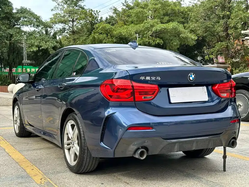 BMW 1 Series 2021 из CN, фото 6