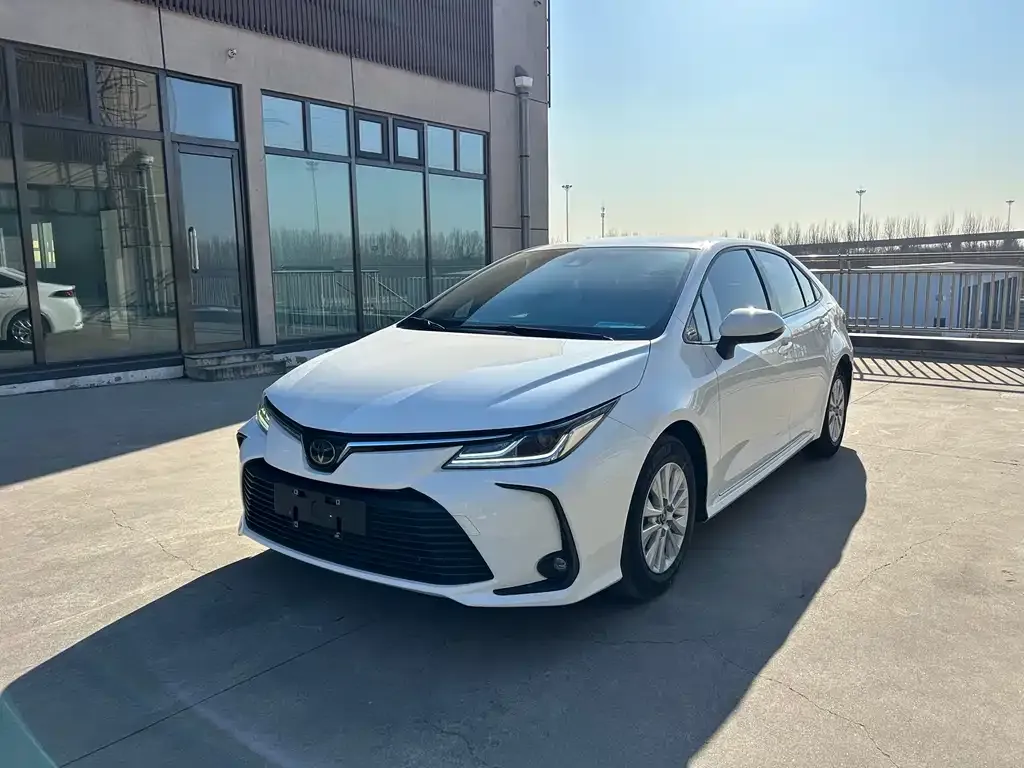 Toyota Corolla 2021 из CN, фото 1