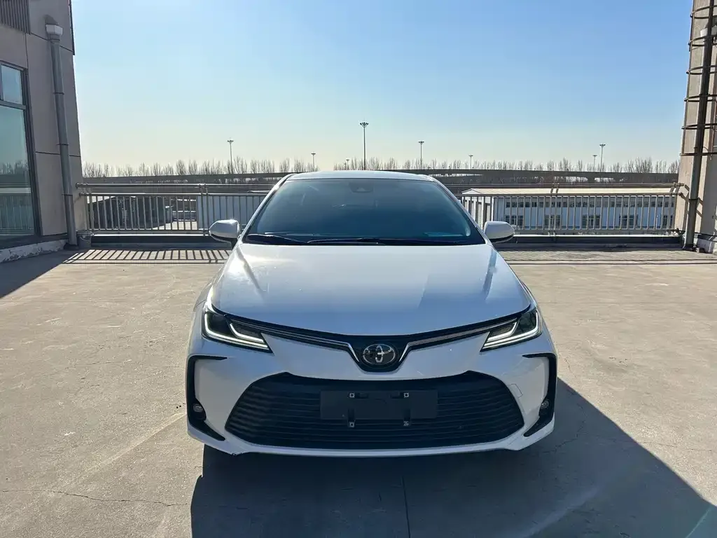 Toyota Corolla 2021 из CN, фото 2