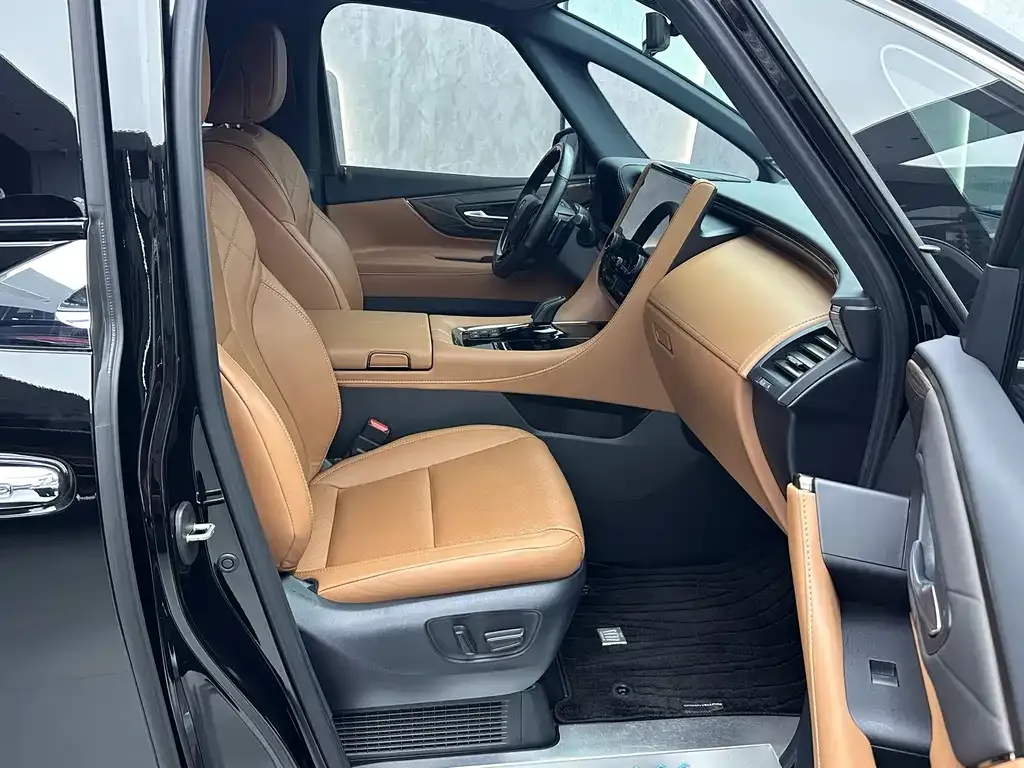 Toyota Vellfire 2024 из CN, фото 10