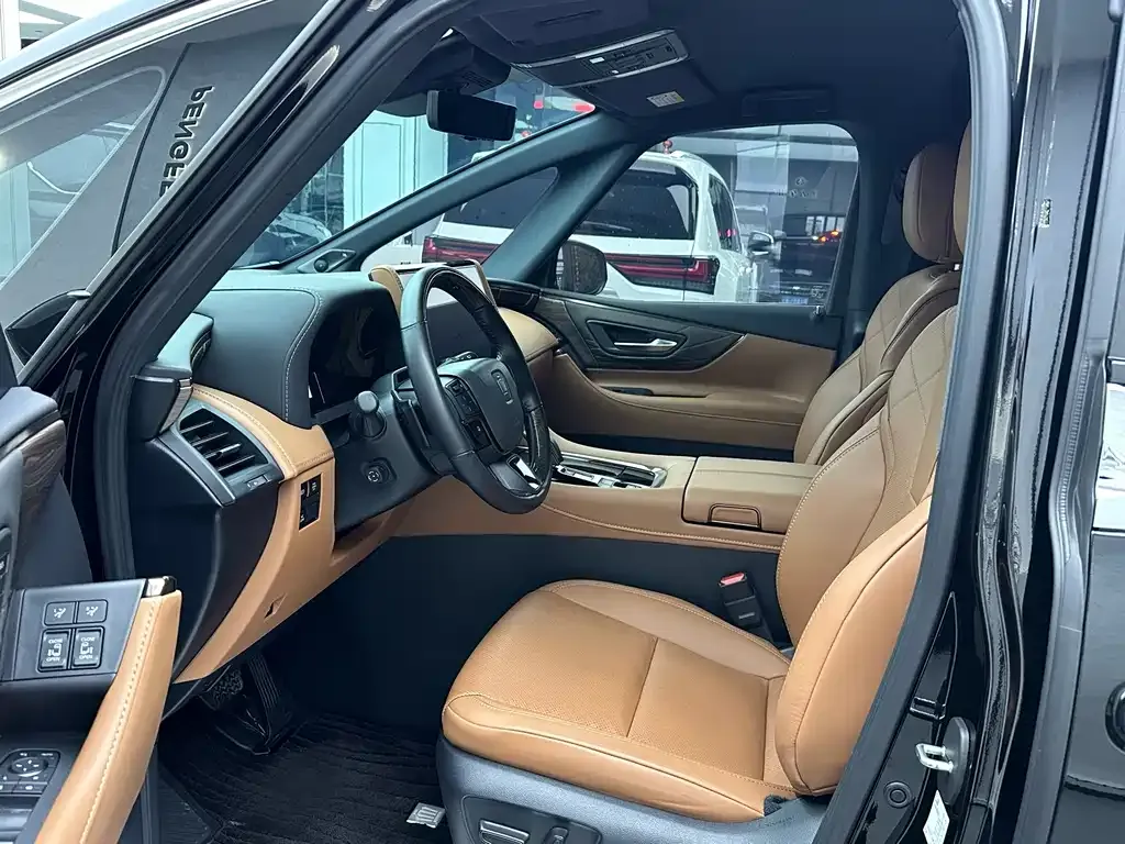 Toyota Vellfire 2024 из CN, фото 7