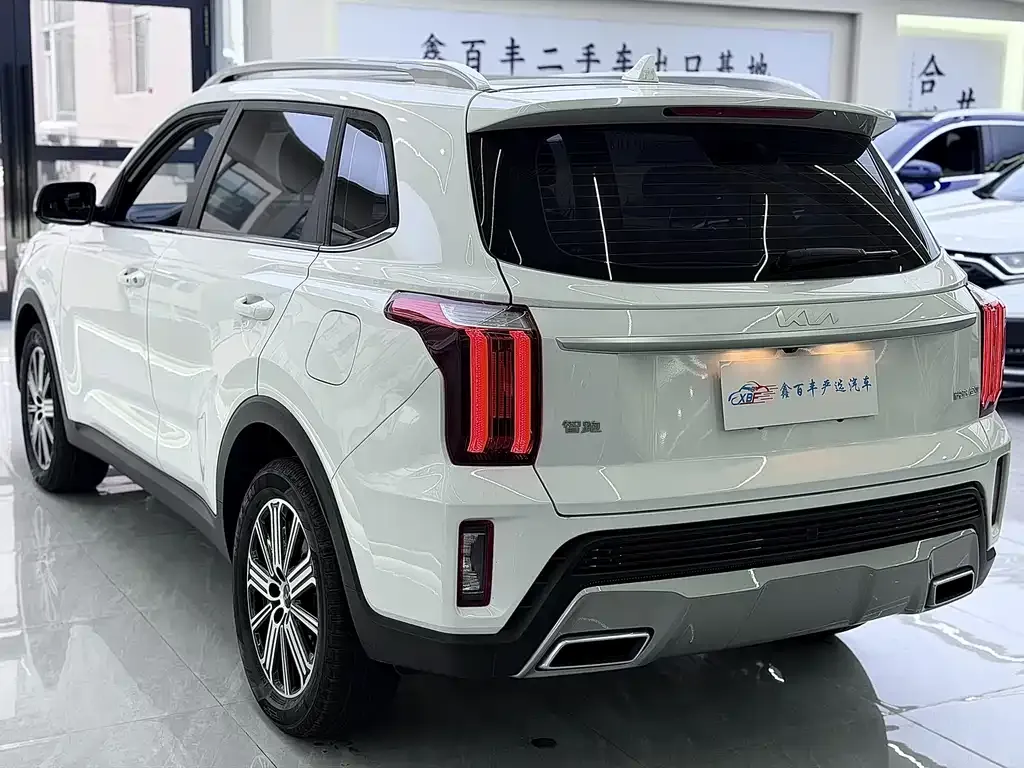 Kia Sportage 2023 из CN, фото 9