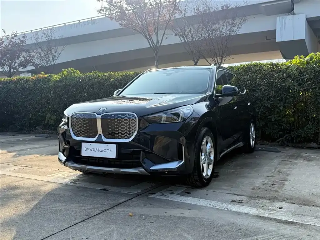 BMW iX1 2024 из CN, фото 1