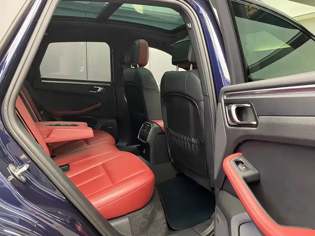Porsche Macan 2022 из CN, фото 3
