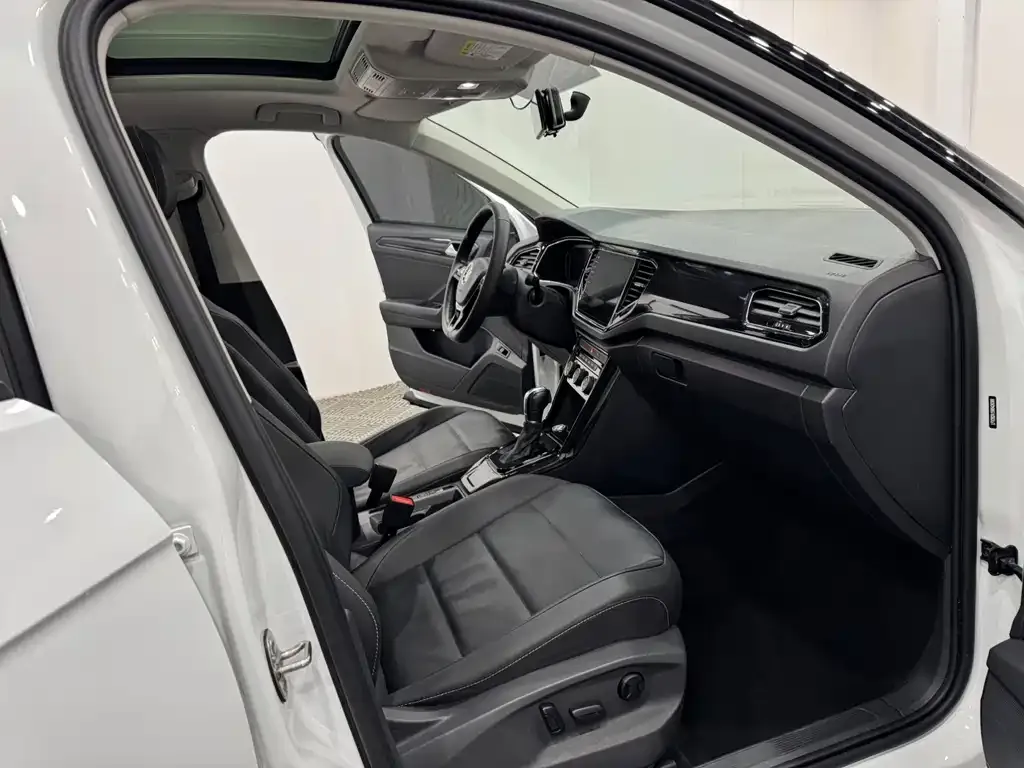 Volkswagen T-Roc 2022 из CN, фото 3