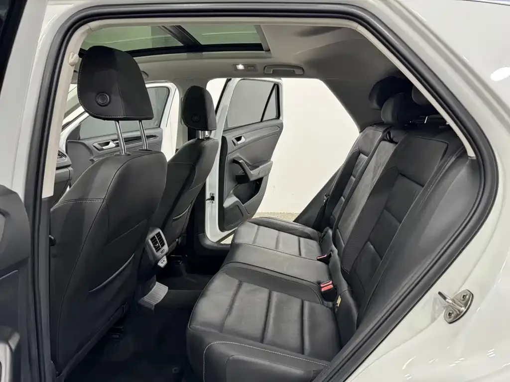 Volkswagen T-Roc 2022 из CN, фото 6