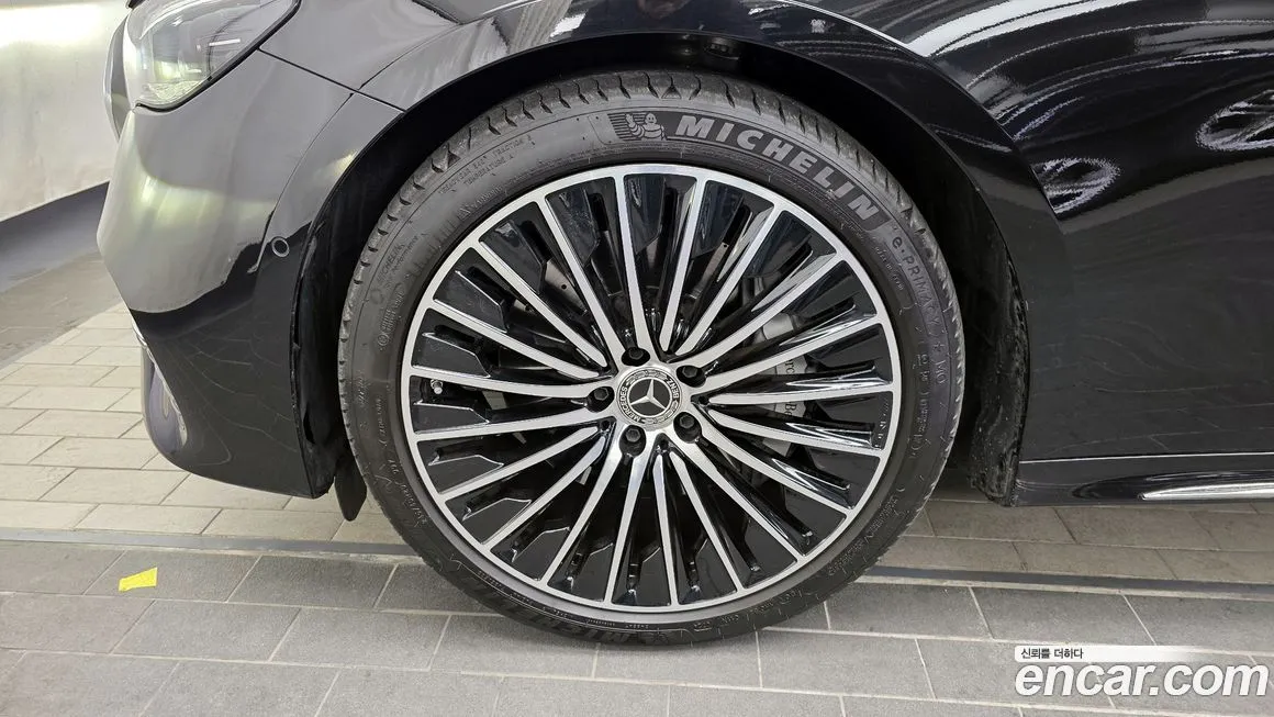 Mercedes-Benz E-Class 2024 из KR, фото 8