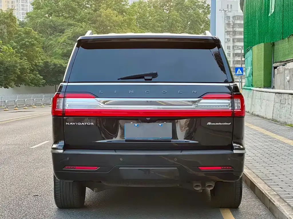 Lincoln Navigator — фото 4
