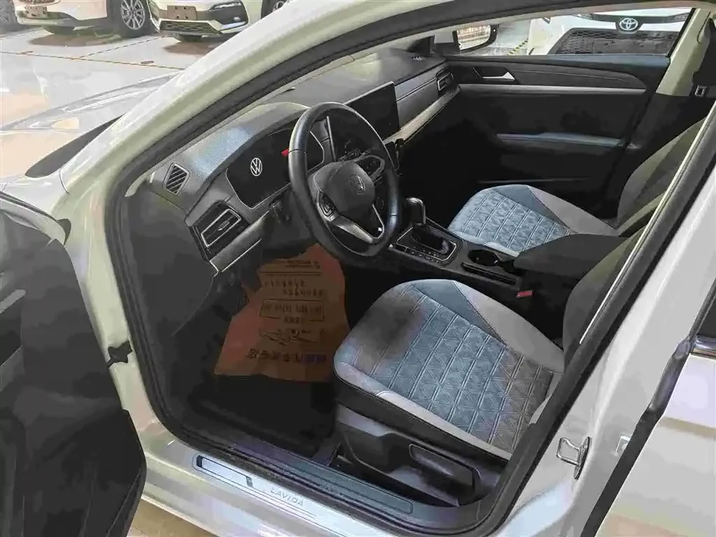 Volkswagen Lavida 2023 из CN, фото 5