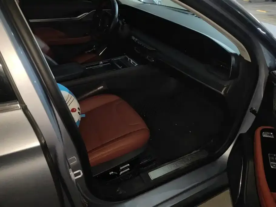 Lincoln Z 2023 из CN, фото 4