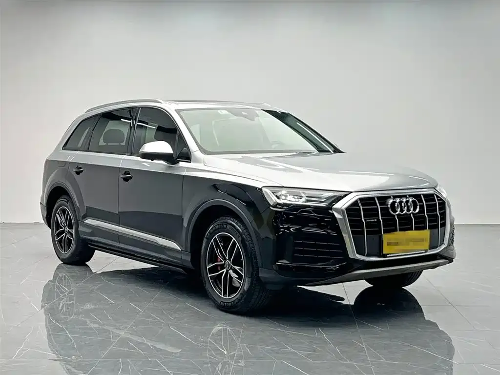 Audi Q7 2023 из CN, фото 6