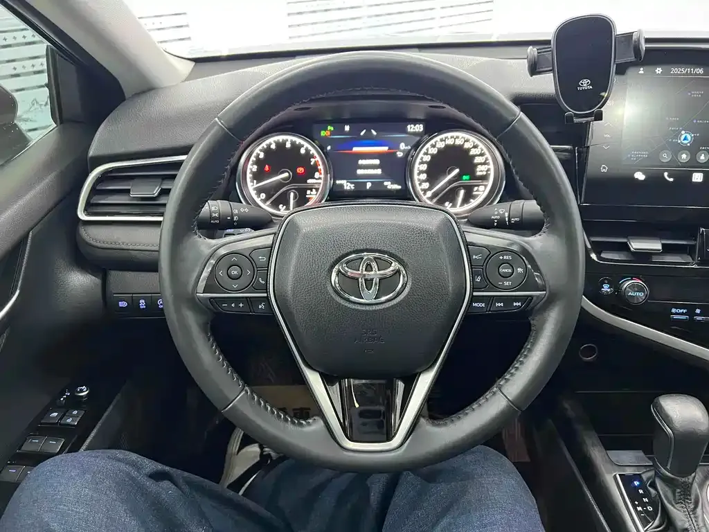 Toyota Camry 2021 из CN, фото 10