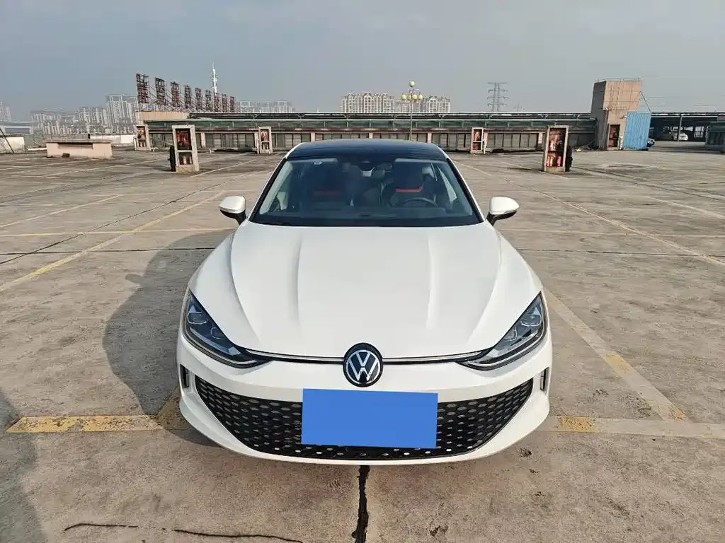 Volkswagen Lamando 2024 из CN, фото 8