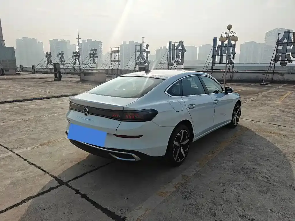Volkswagen Lamando 2024 из CN, фото 3
