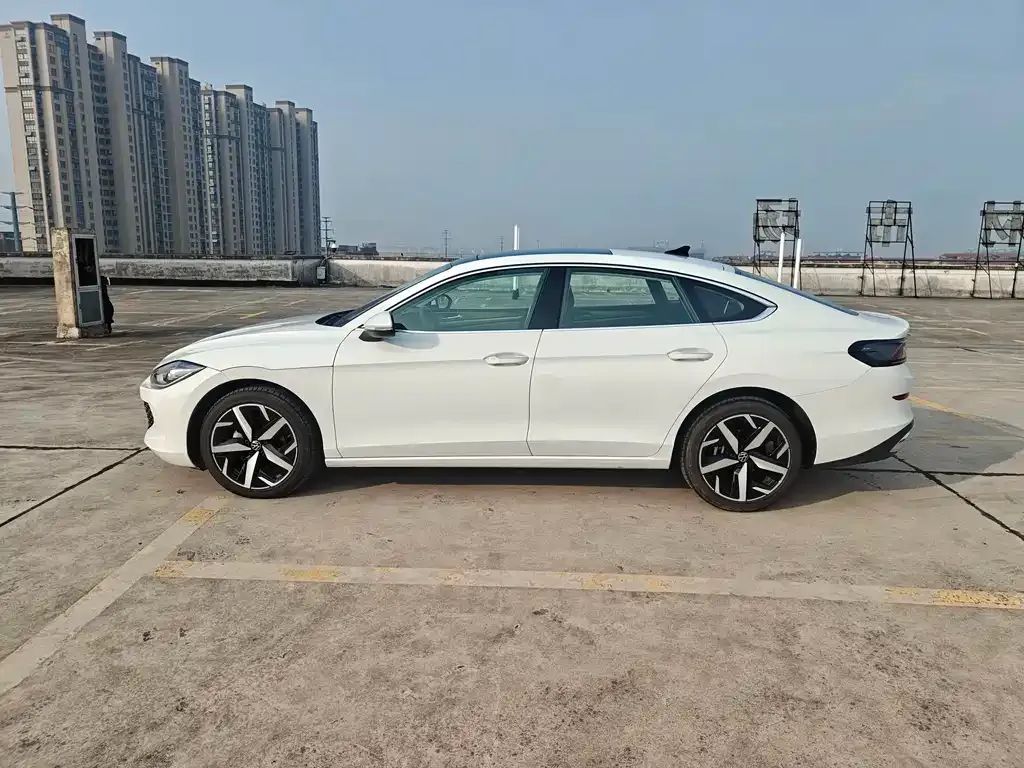 Volkswagen Lamando 2024 из CN, фото 7