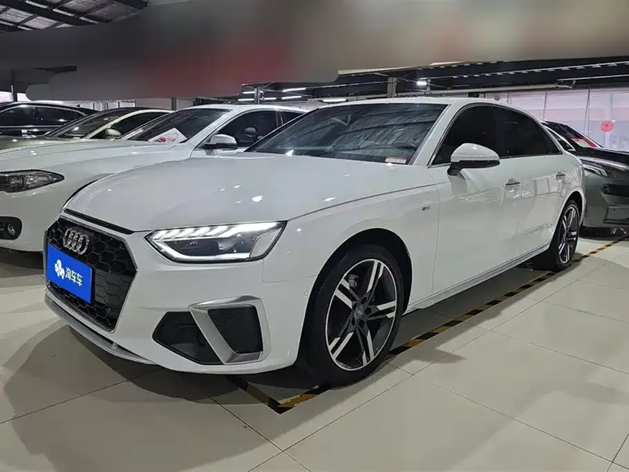 Audi A4L 2021 из CN, фото 1