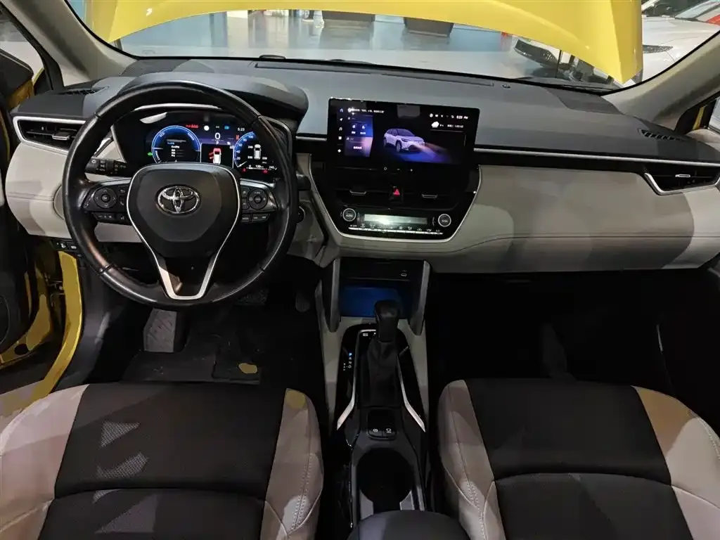 Toyota Frontlander 2023 из CN, фото 5