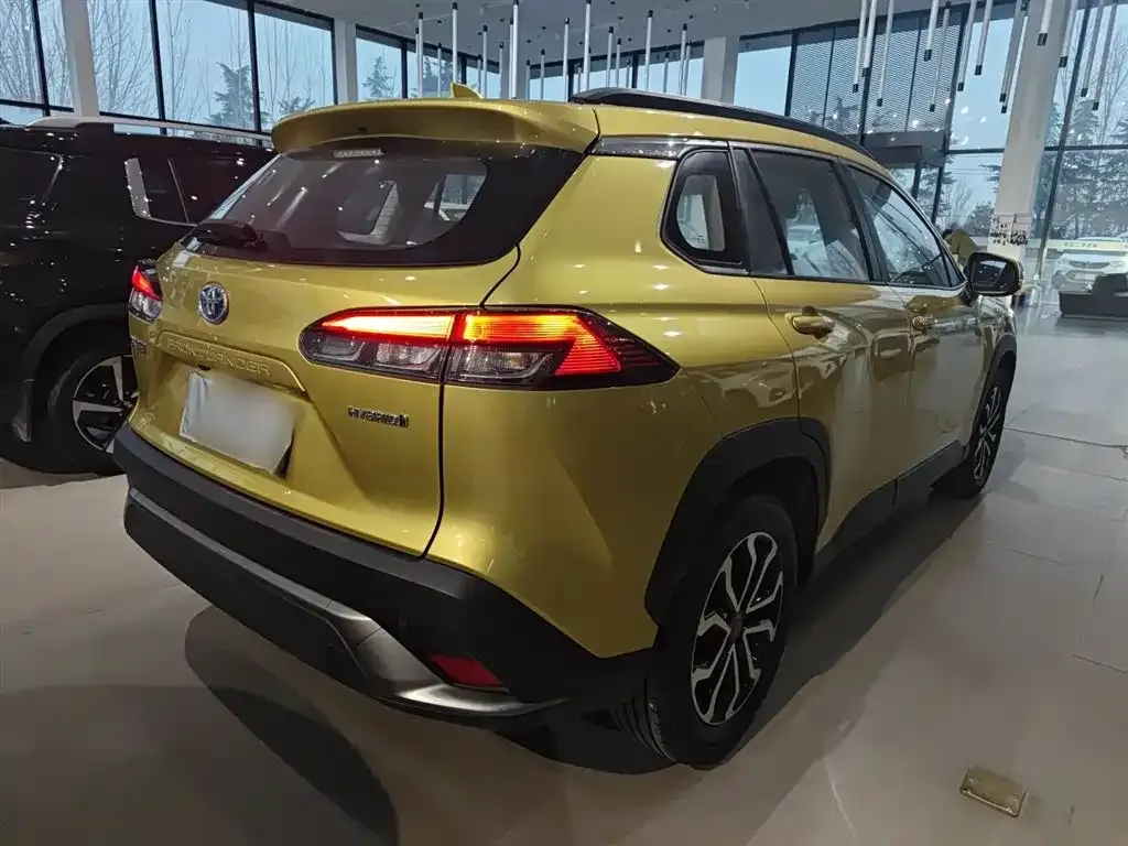 Toyota Frontlander 2023 из CN, фото 6