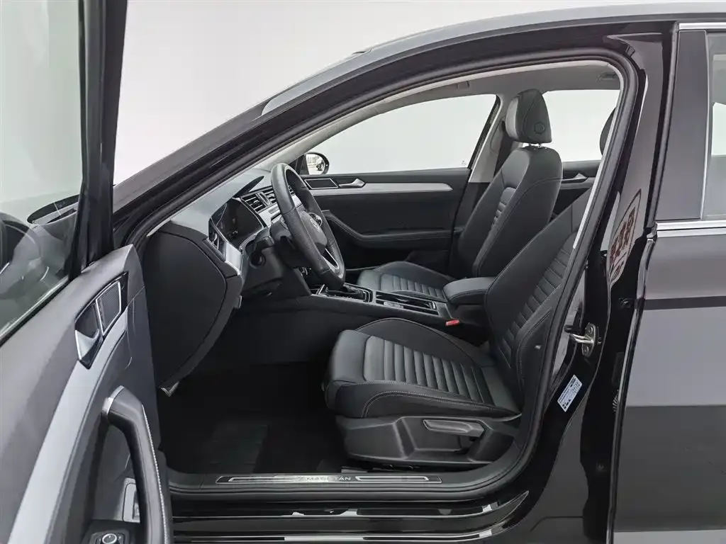 Volkswagen Magotan 2025 из CN, фото 9