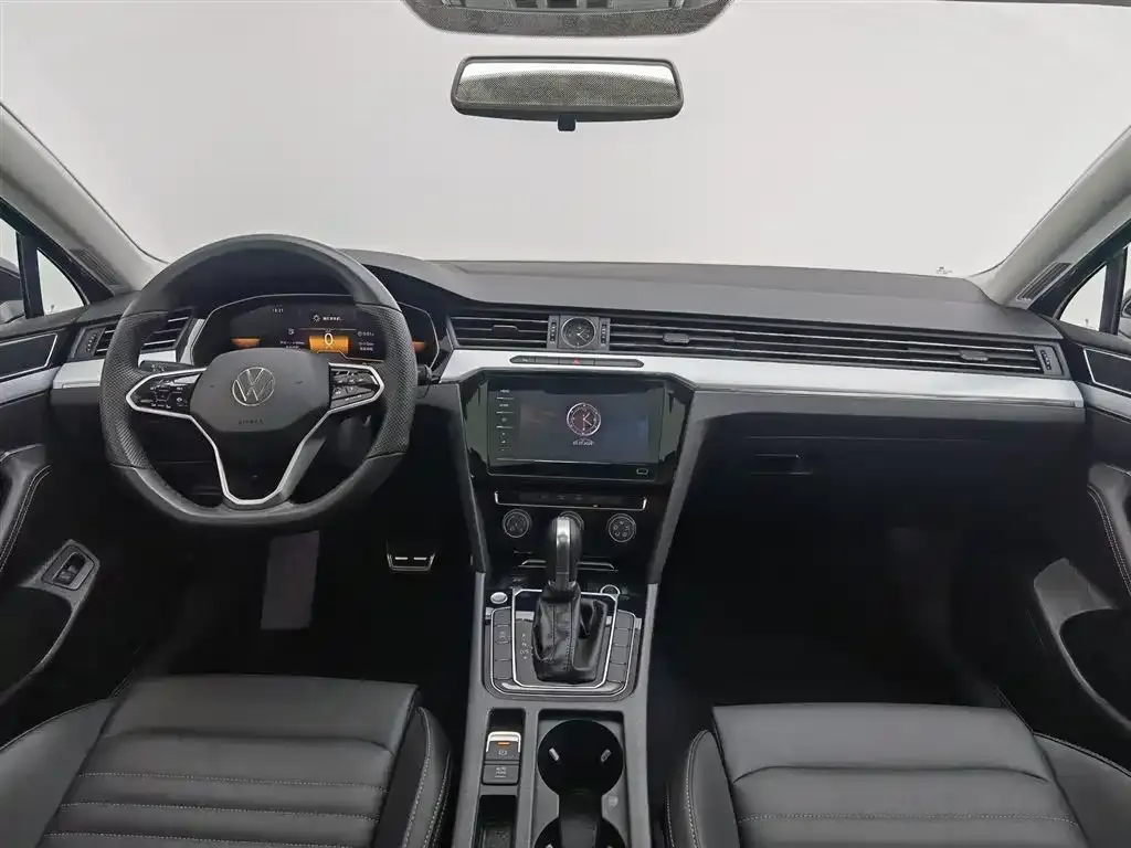 Volkswagen Magotan 2025 из CN, фото 5