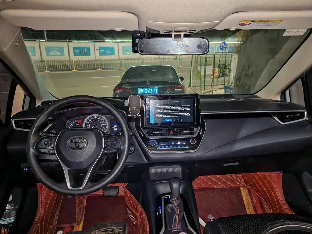 Toyota Corolla 2023 из CN, фото 6