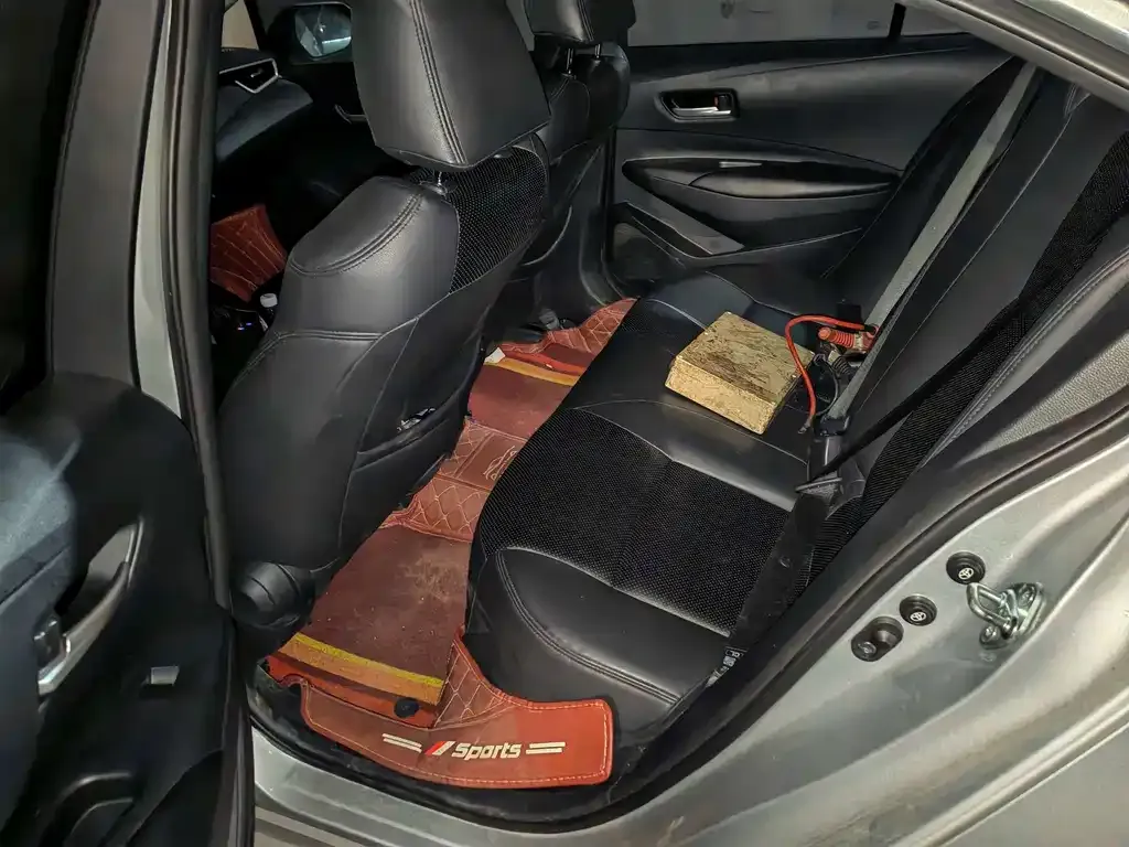 Toyota Corolla 2023 из CN, фото 3