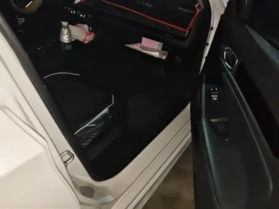Honda Civic — фото 3