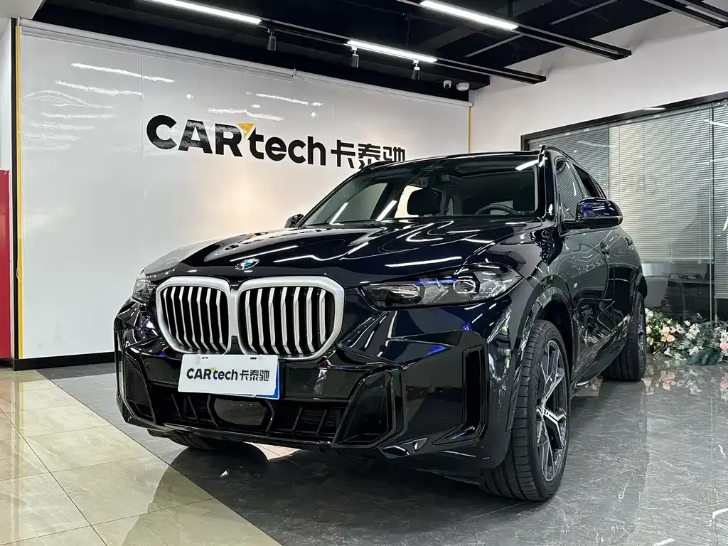 BMW X5 — фото 1