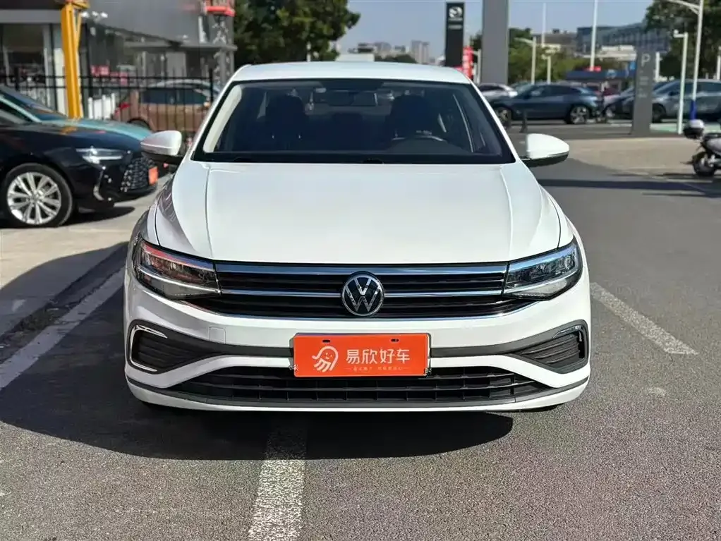Volkswagen Bora 2023 из CN, фото 3