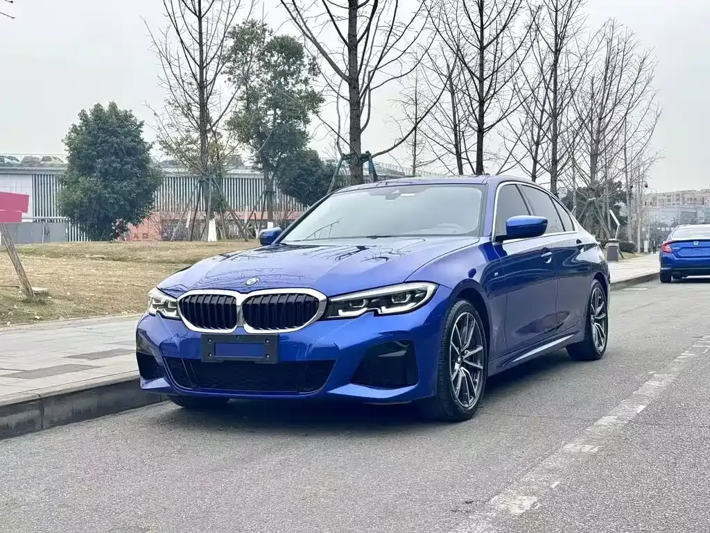 BMW 3 Series — фото 1