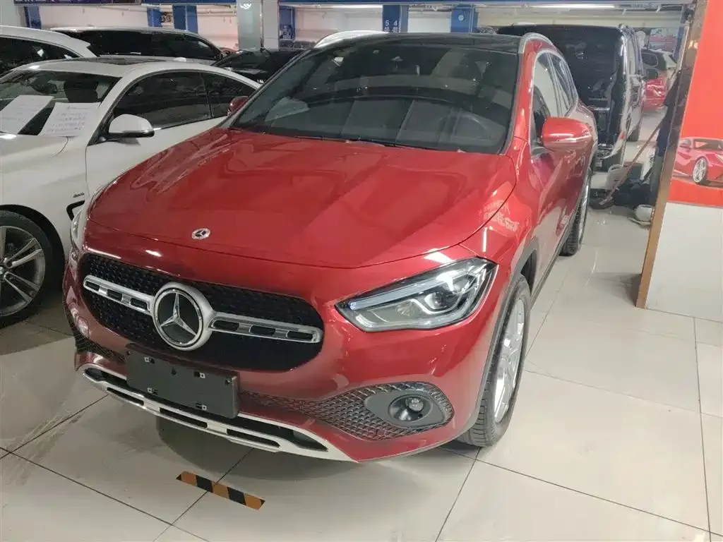 Mercedes-Benz GLA 2023 из CN, фото 1