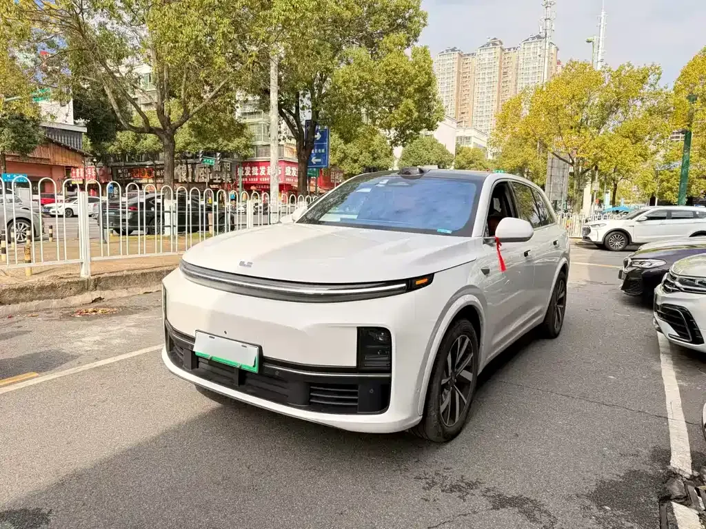 Li Auto L7 2023 из CN, фото 1