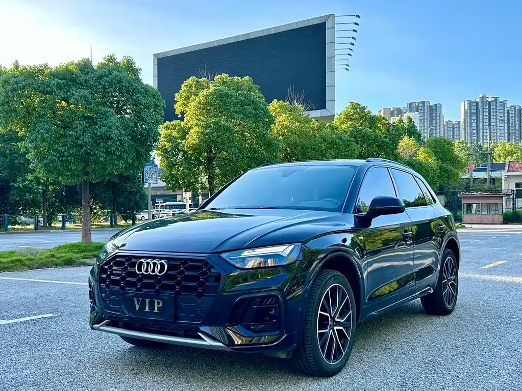 Audi Q5L 2024 из CN, фото 1