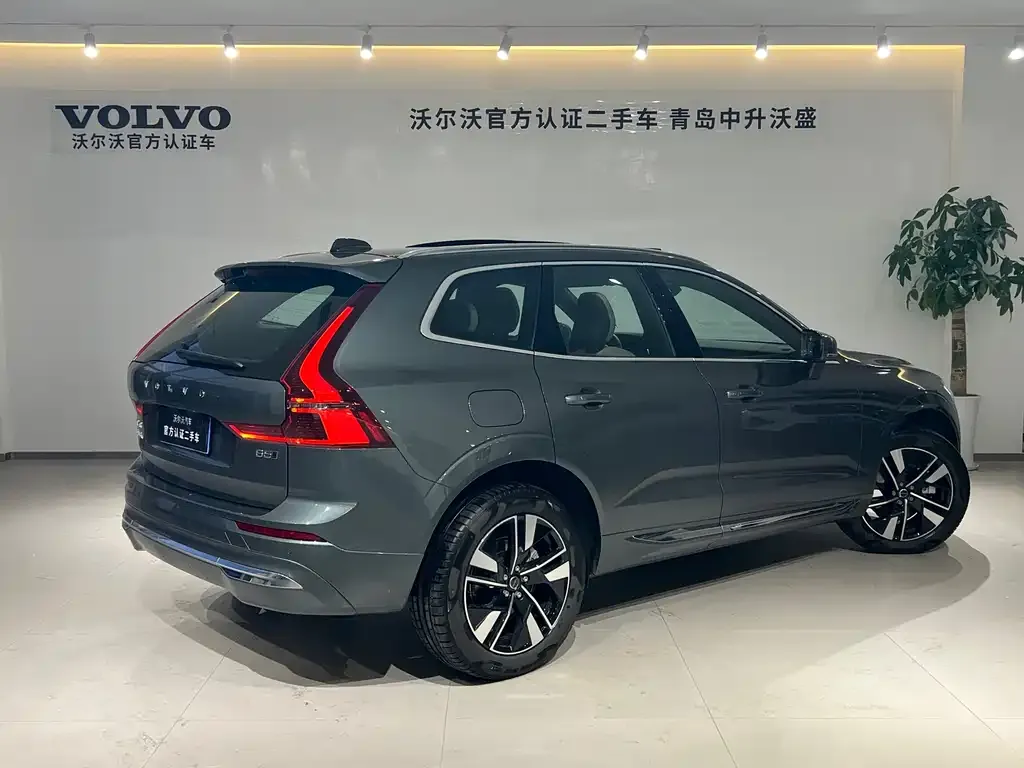 Volvo XC60 2025 из CN, фото 2
