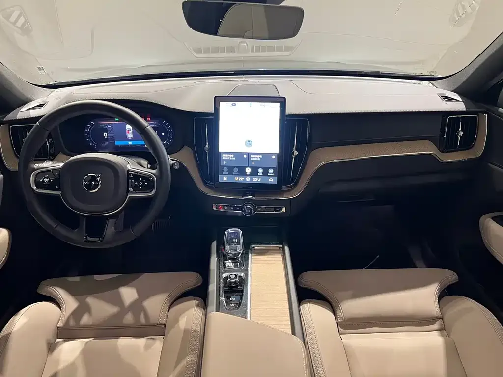 Volvo XC60 2025 из CN, фото 10