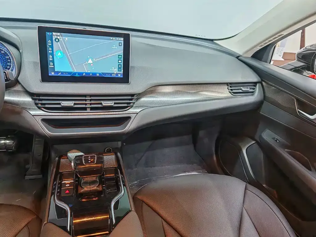 Hongqi E-QM5 — фото 10