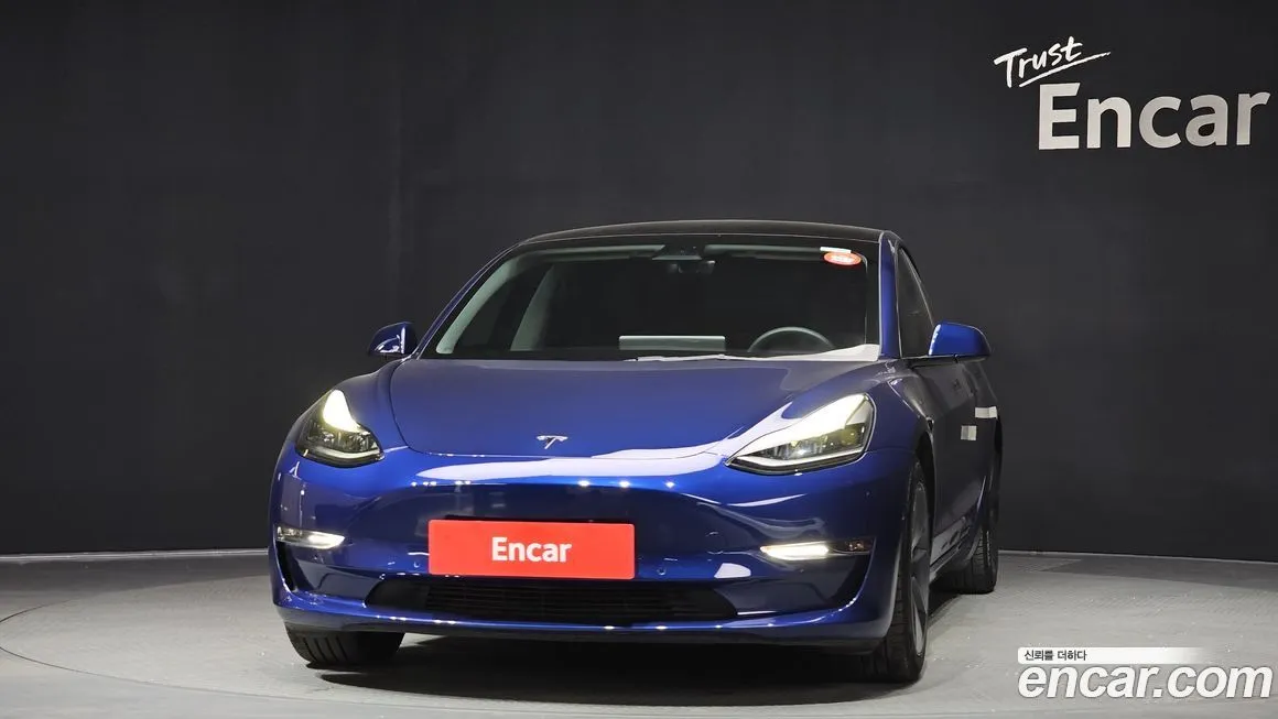 Tesla Model 3 — фото 2