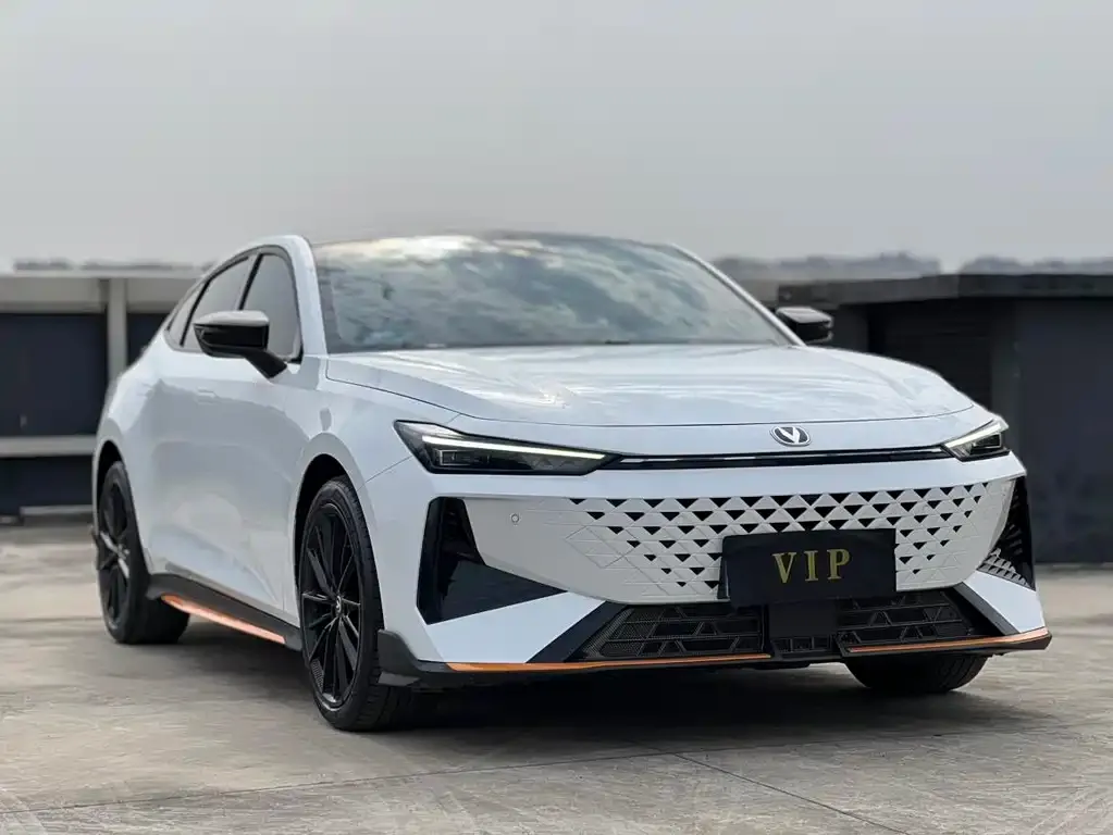 Changan UNI-V 2024 из CN, фото 4