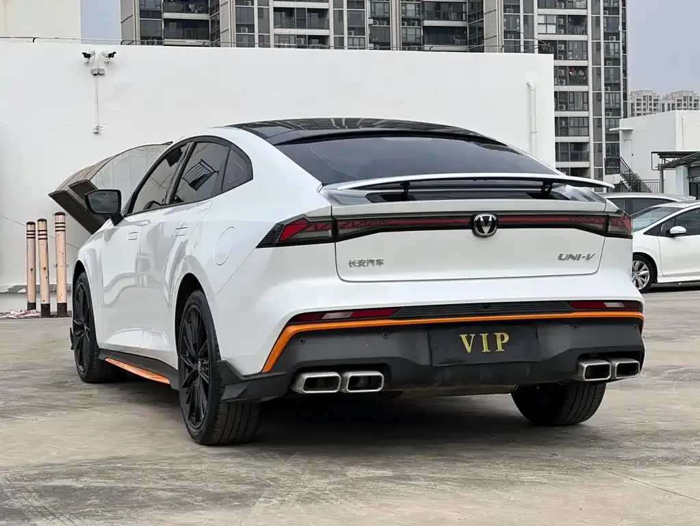 Changan UNI-V 2024 из CN, фото 10