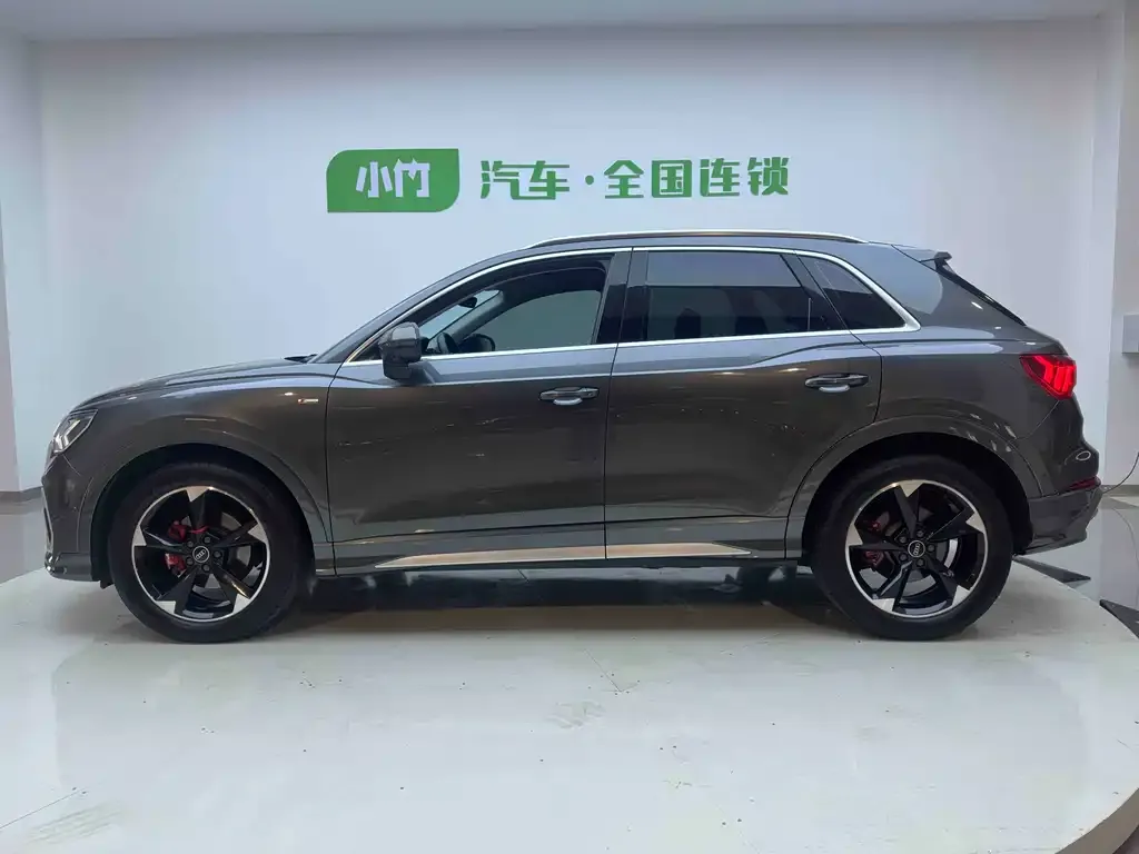 Audi Q3 2022 из CN, фото 2