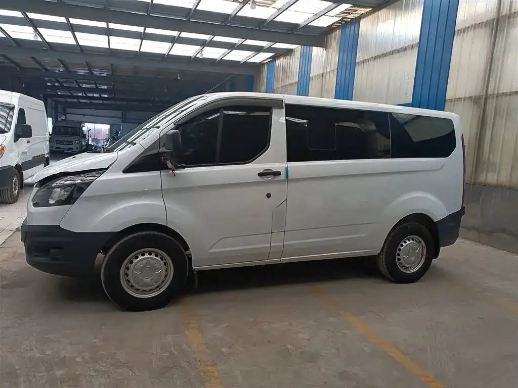 Ford Transit 2022 из CN, фото 5