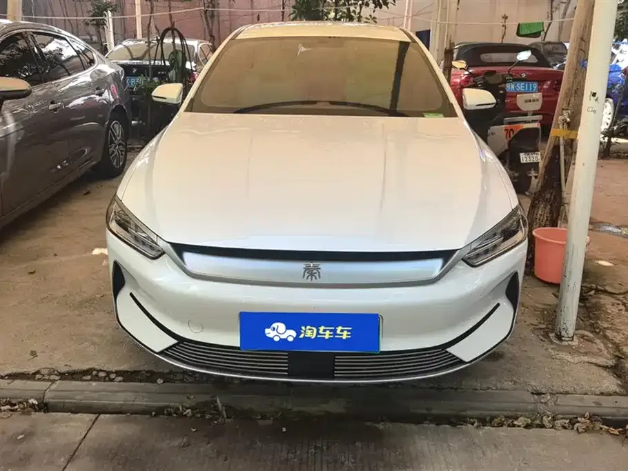 BYD Qin PLUS 2023 из CN, фото 2
