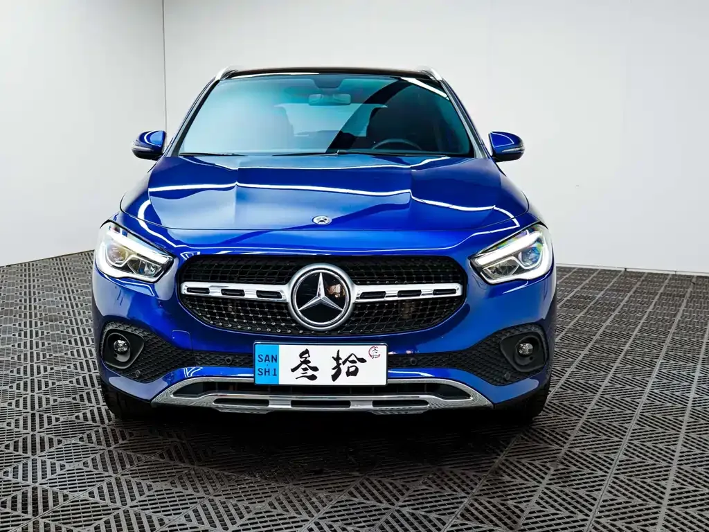 Mercedes-Benz GLA — фото 6