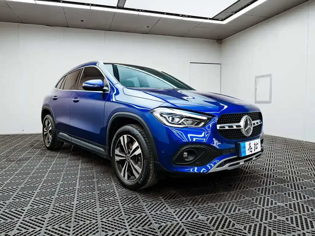 Mercedes-Benz GLA — фото 10