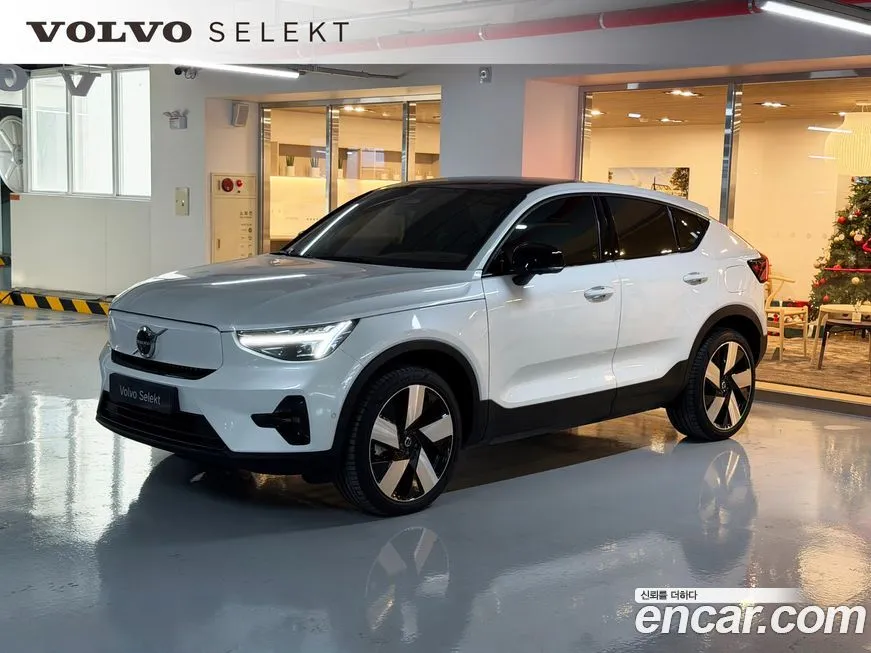 Volvo C40 — фото 1