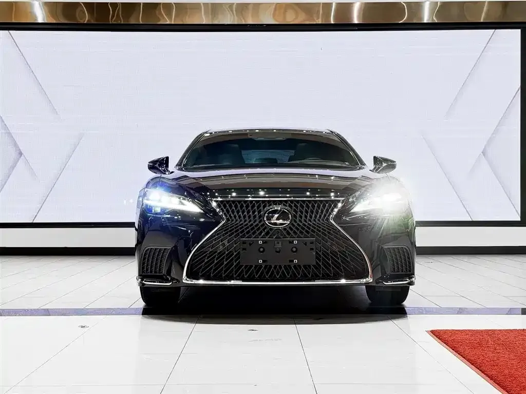 Lexus LS 2021 из CN, фото 3