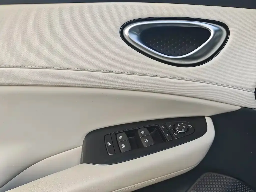 BYD Seal 06GT — фото 3