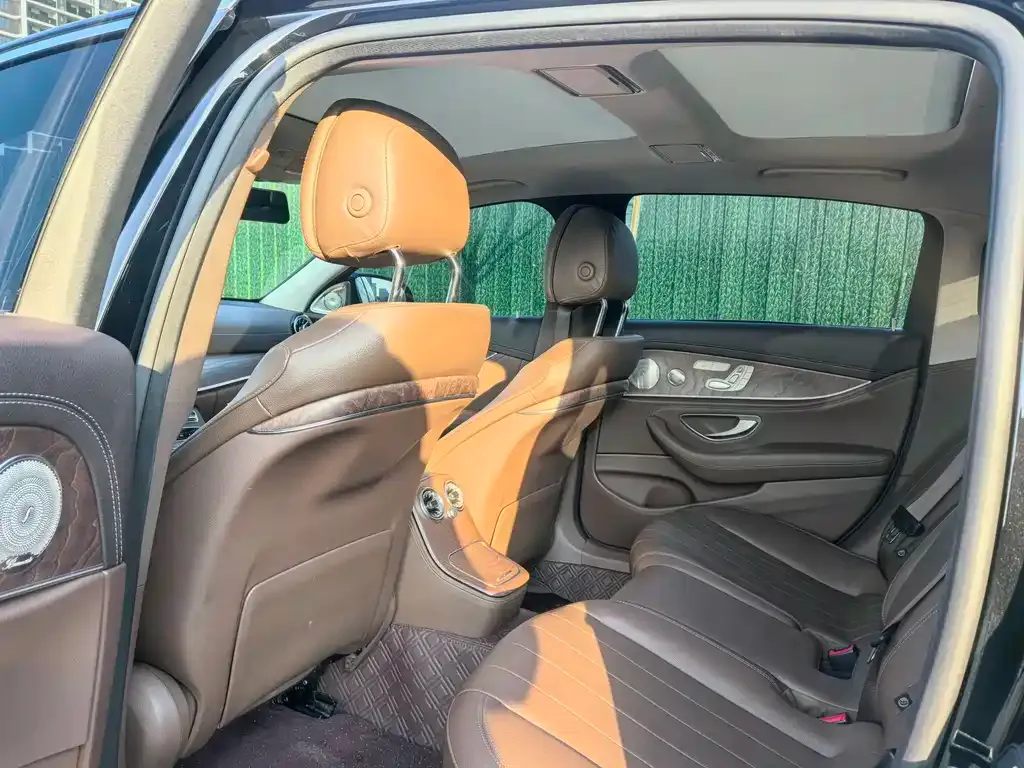 Mercedes-Benz E-Class 2021 из CN, фото 5