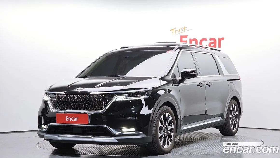 Kia Carnival — фото 1