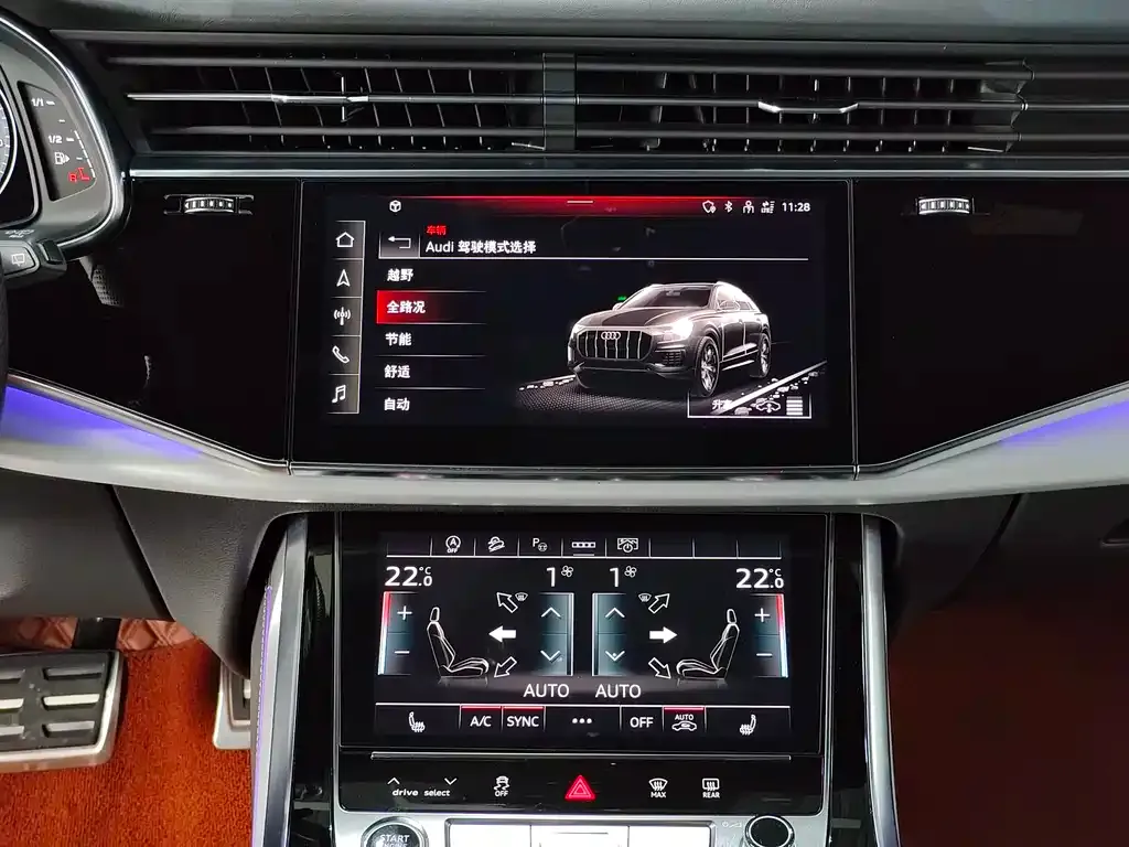 Audi Q8 2021 из CN, фото 5